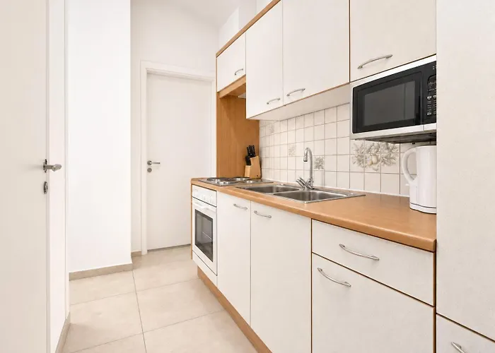 Attractive Near Wiener Stadthalle Відень